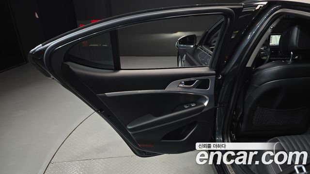 Genesis G70 2018 — photo 15