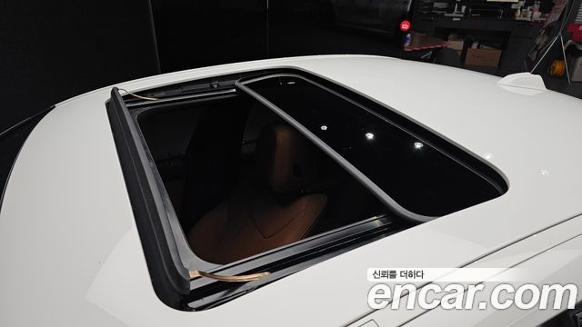 BMW 3-Series 2025 — photo 25