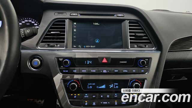 Hyundai Sonata 2015 — photo 17
