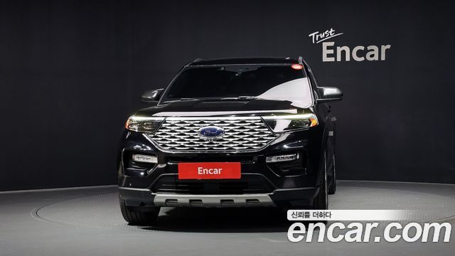 Ford Explorer 2021 — photo 3