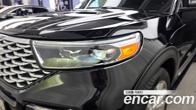 Ford Explorer 2021 — photo 8