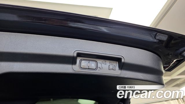 Ford Explorer 2021 — photo 28