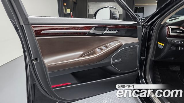 Genesis EQ900 2016 — photo 14