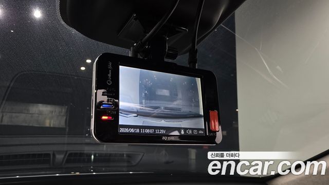 Genesis EQ900 2016 — photo 30