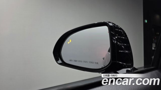 Genesis EQ900 2016 — photo 34