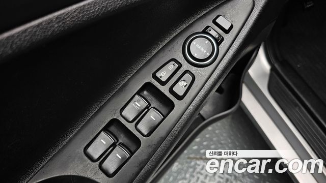 Hyundai Sonata 2012 — photo 13