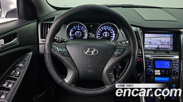 Hyundai Sonata 2012 — photo 14