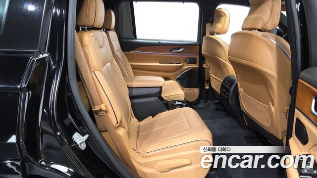 Jeep Cherokee 2022 — photo 18