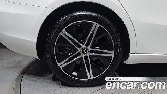 Mercedes-Benz A-Class 2024 — photo 5