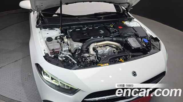 Mercedes-Benz A-Class 2024 — photo 6