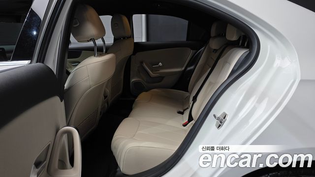 Mercedes-Benz A-Class 2024 — photo 18