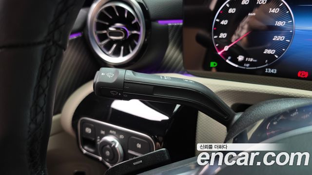 Mercedes-Benz A-Class 2024 — photo 25