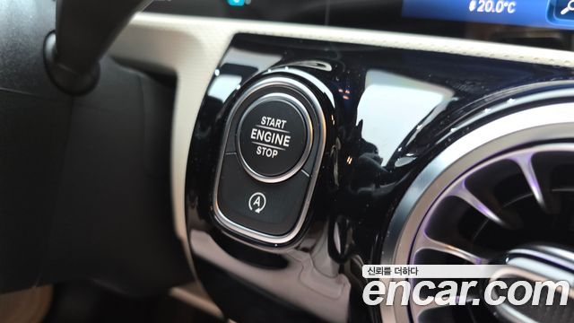 Mercedes-Benz A-Class 2024 — photo 27