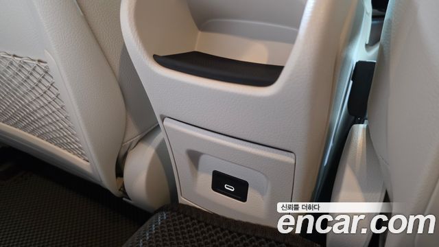 Mercedes-Benz A-Class 2024 — photo 28