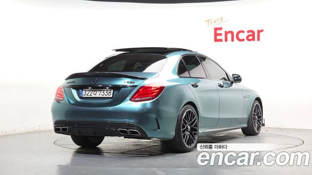 Mercedes-Benz C-Class 2018 — photo 2