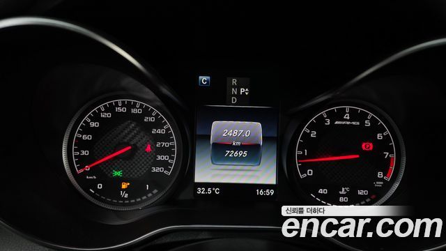 Mercedes-Benz C-Class 2018 — photo 11