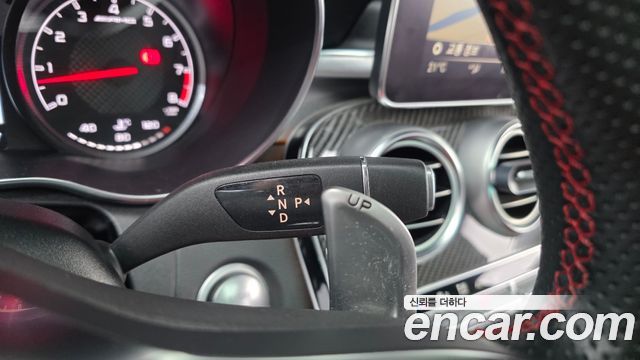Mercedes-Benz C-Class 2018 — photo 12