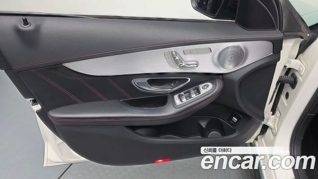 Mercedes-Benz C-Class 2018 — photo 14