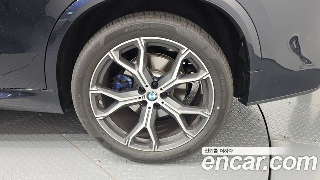 BMW X5 2026 — photo 7