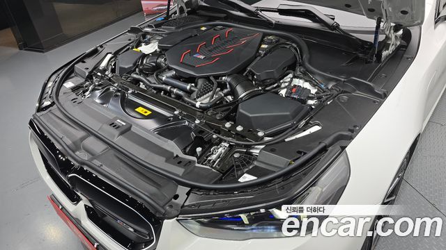 BMW M5 2026 — photo 6