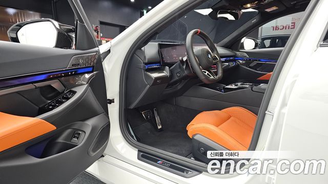 BMW M5 2026 — photo 13