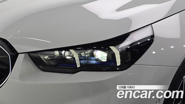 BMW M5 2026 — photo 8
