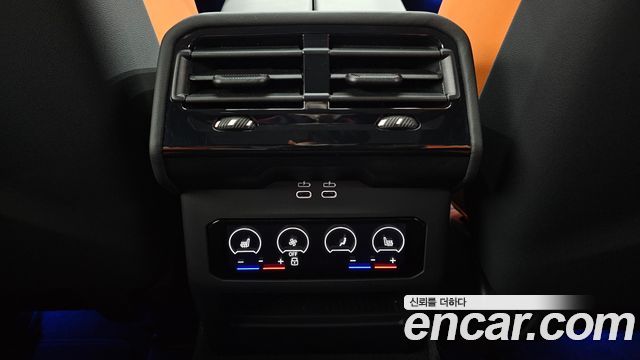 BMW M5 2026 — photo 33
