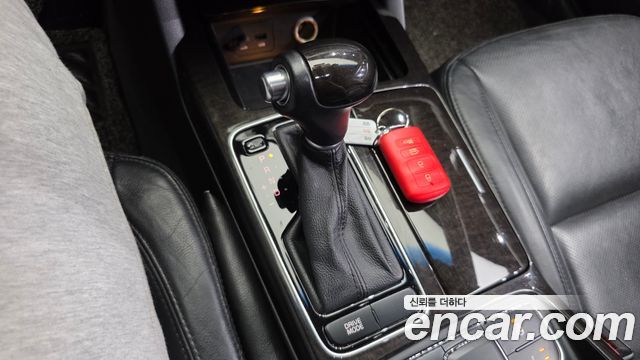 Kia K7 2013 — photo 9