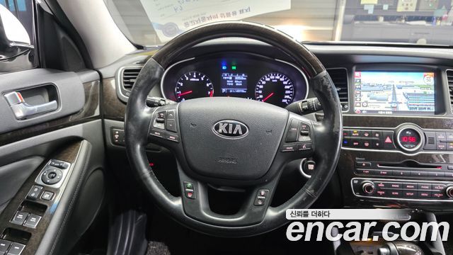 Kia K7 2013 — photo 12