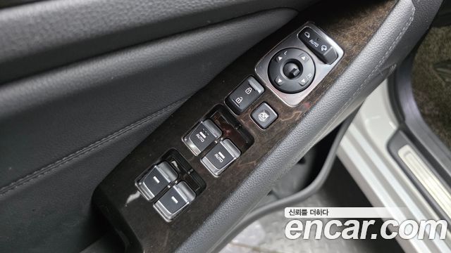 Kia K7 2013 — photo 13