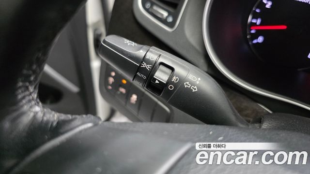 Kia K7 2013 — photo 15