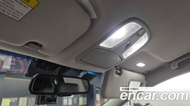 Kia K7 2013 — photo 18
