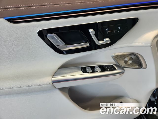 Mercedes-Benz EQE 2025 — photo 18