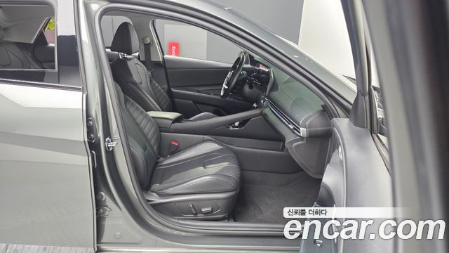 Hyundai AVANTE 2023 — photo 17