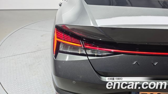 Hyundai AVANTE 2023 — photo 9