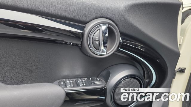 Mini Cooper 2019 — photo 28