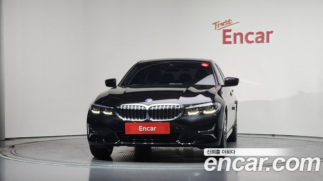 BMW 3-Series 2022 — photo 3