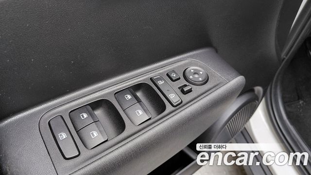 Hyundai Casper 2022 — photo 25