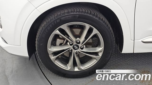Hyundai Santafe 2019 — photo 5