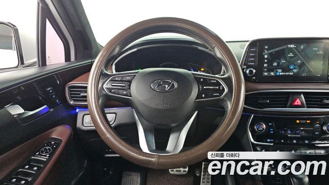 Hyundai Santafe 2019 — photo 11
