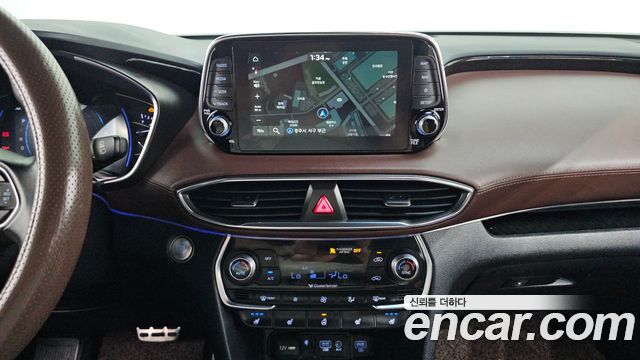 Hyundai Santafe 2019 — photo 12