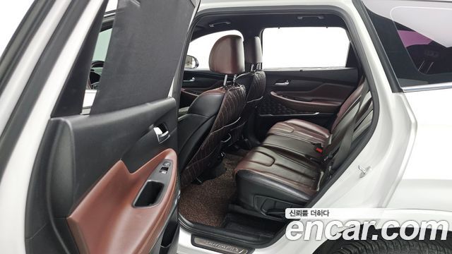 Hyundai Santafe 2019 — photo 19