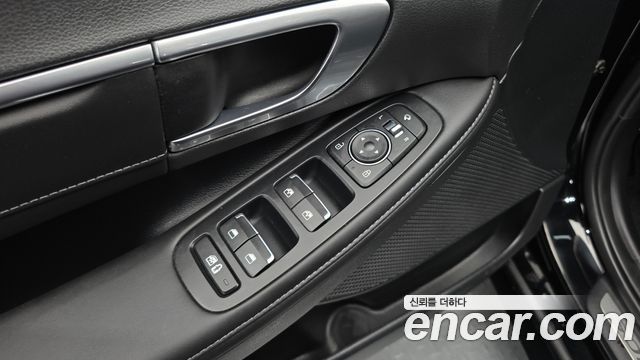 Hyundai Sonata 2023 — photo 20