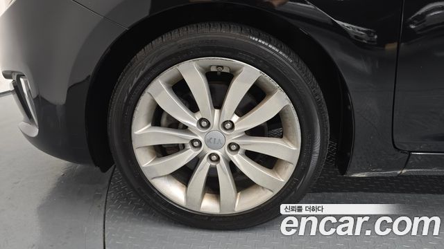 Kia Carens 2014 — photo 5