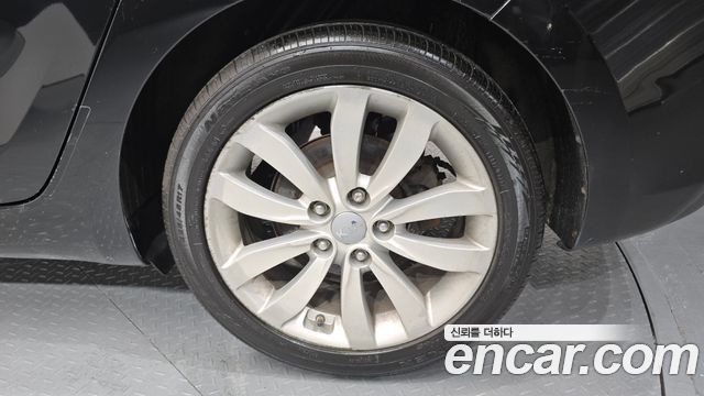 Kia Carens 2014 — photo 7