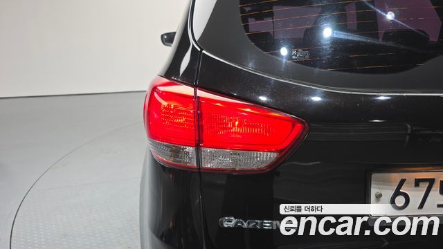 Kia Carens 2014 — photo 9