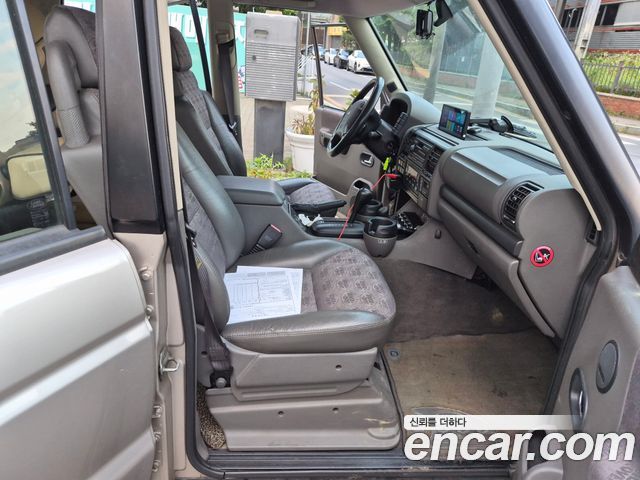 Land Rover Discovery 2000 — photo 18