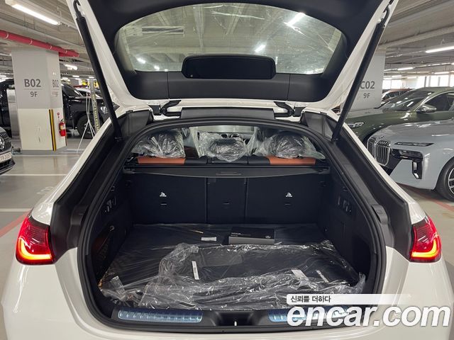 Mercedes-Benz GLC-Class 2026 — photo 7