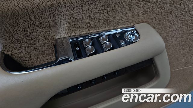 Rolls-Royce Wraith 2015 — photo 19