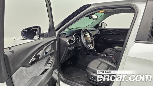 ChevroletGMDaewoo Trailblazer 2022 — photo 13